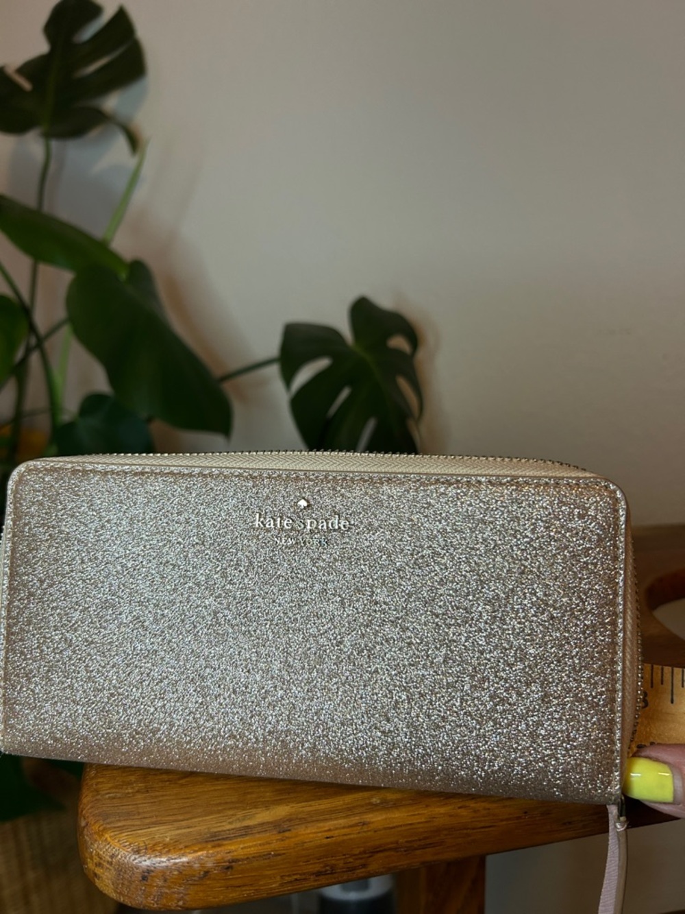kate spade Glitter Wallet - Metallic Champagne Rose Gold
